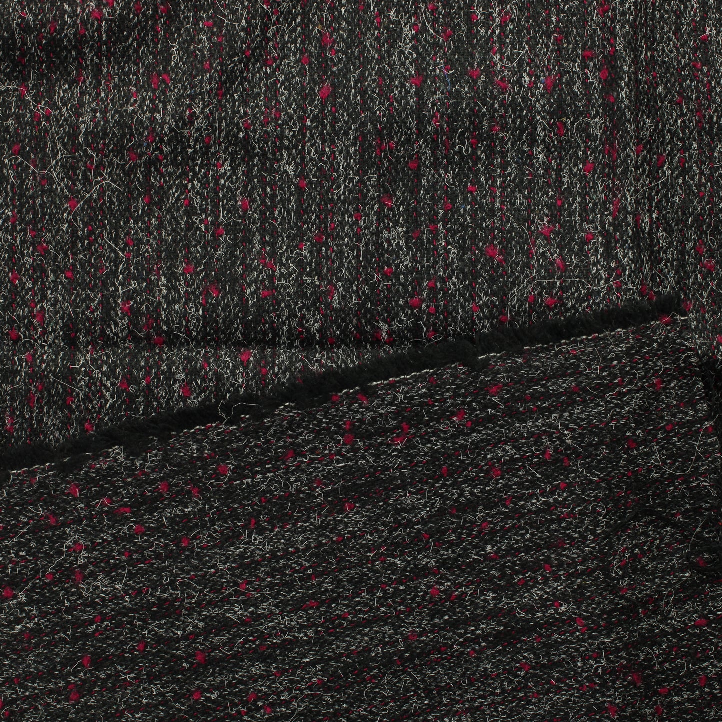 Musta-valko-punainen Vaatetuskangas - Pala