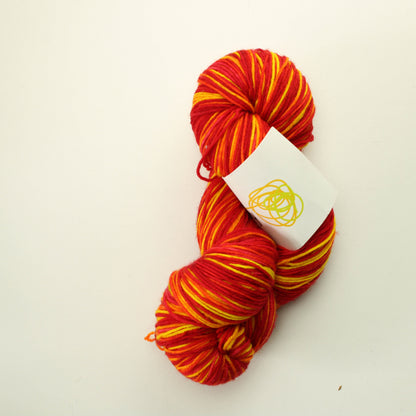 Handu Handdyed Merino - Puna-keltainen