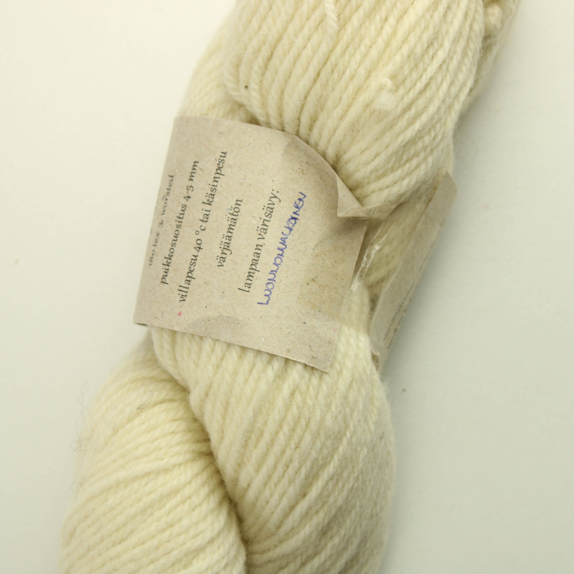 Vuonue Manta - Luonnonvalkoinen