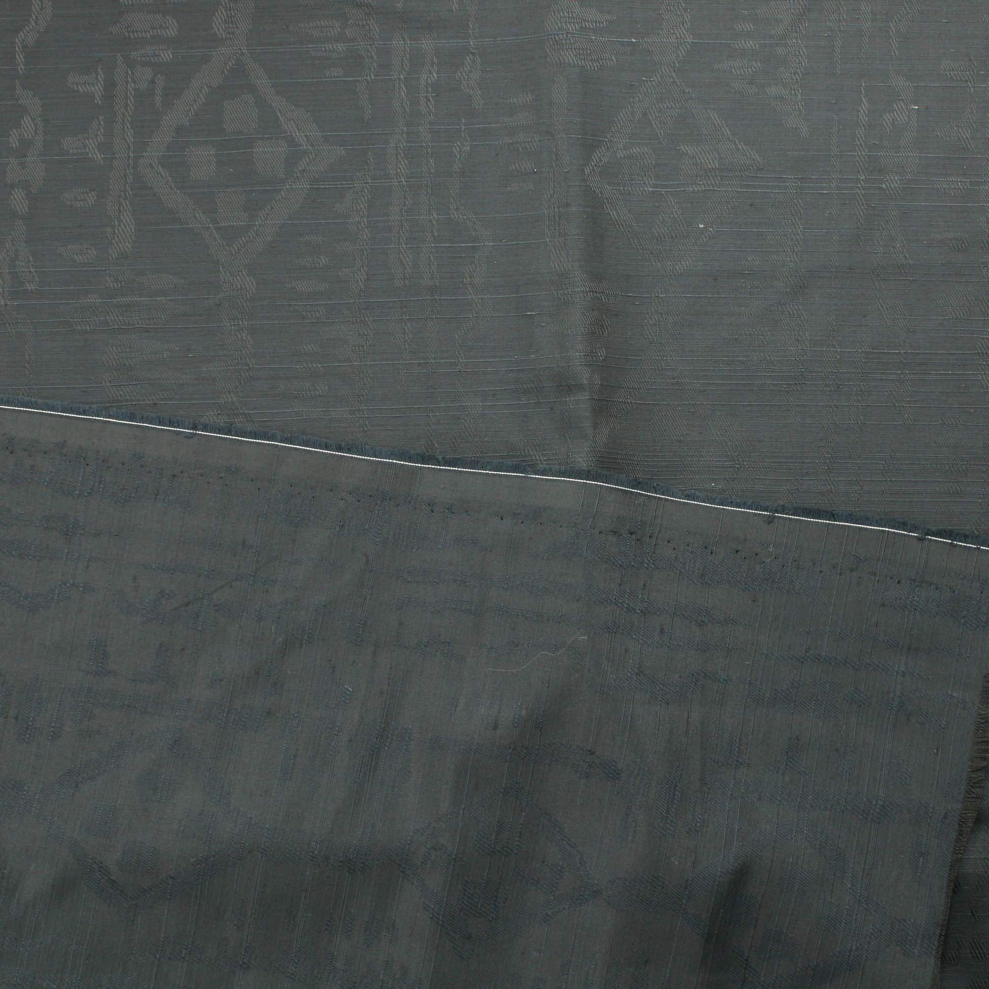 Musta kuviollinen Vaatetuskangas - Pala