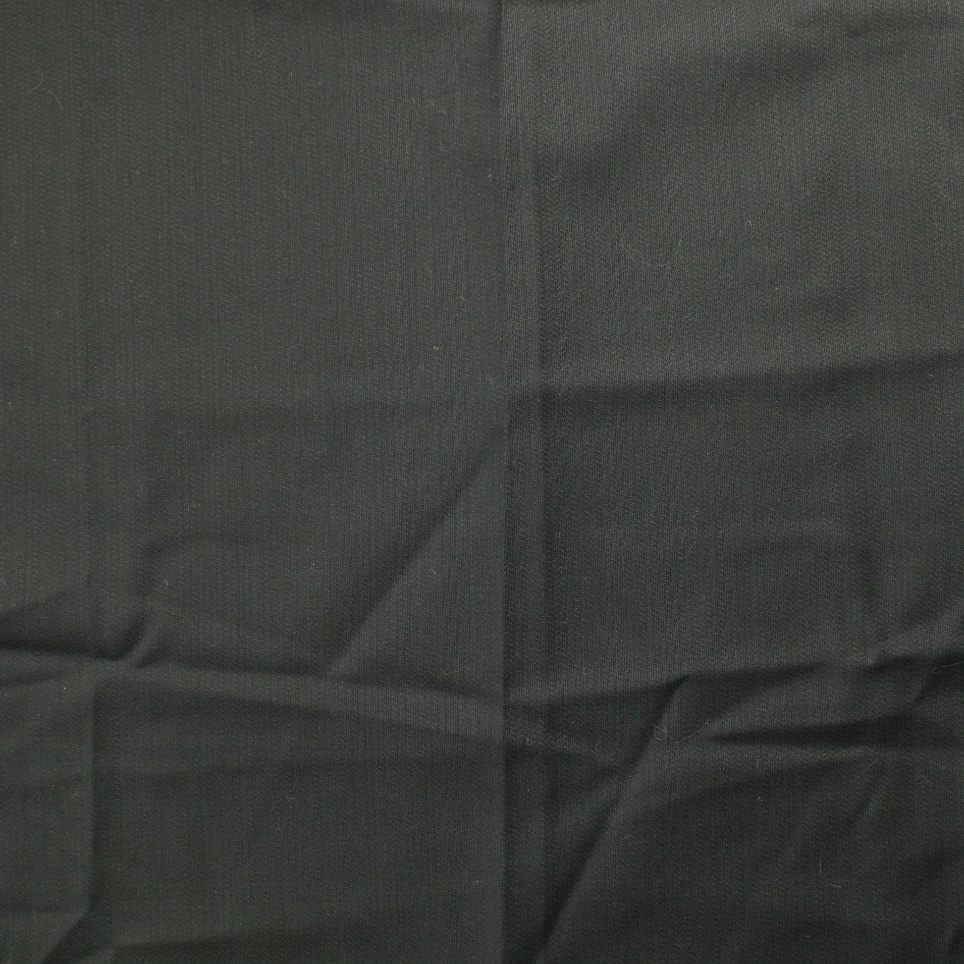 Musta raidoitettu - Pala