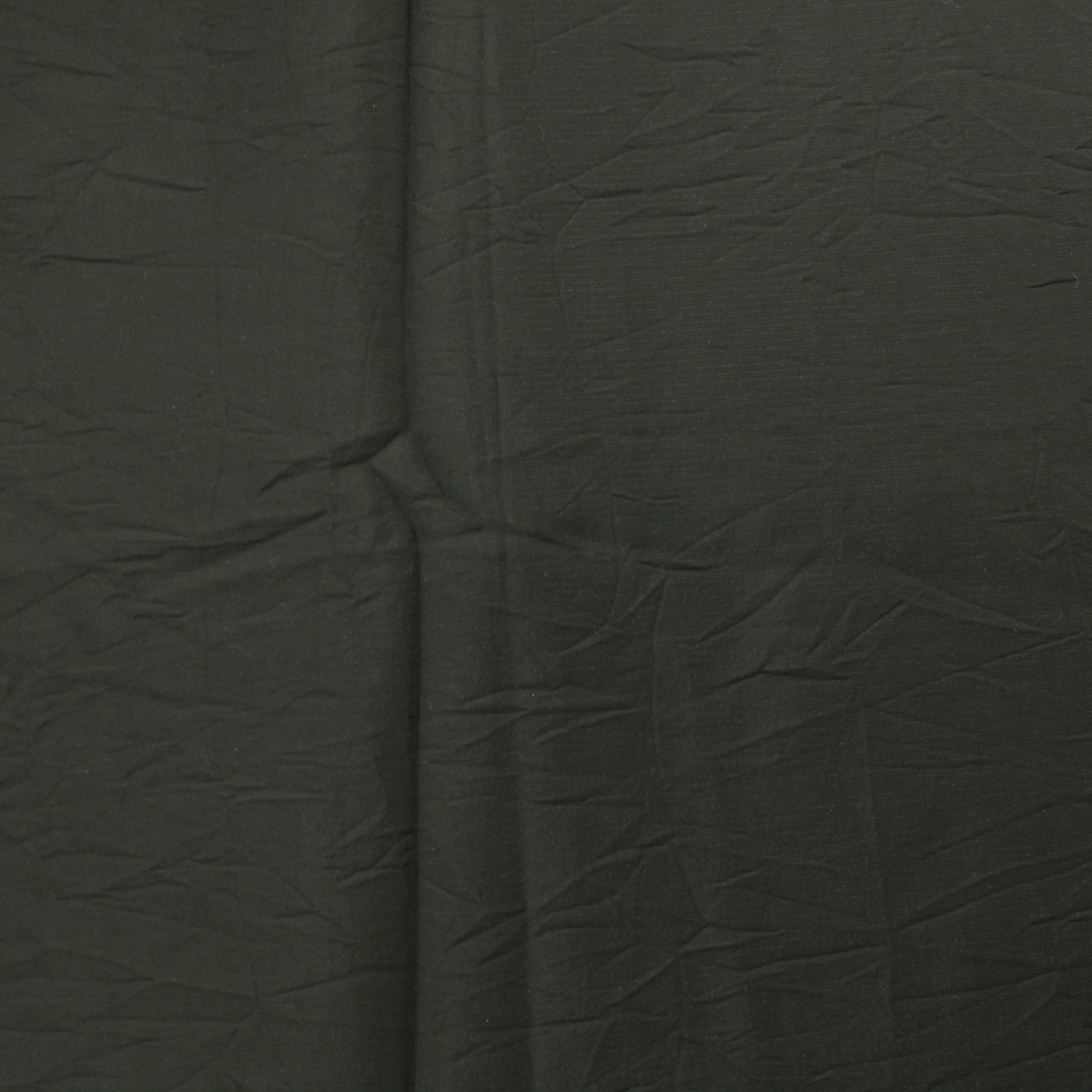 Vaakaraitainen musta Vaatetuskangas - Pala