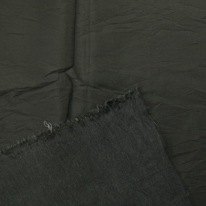 Vaakaraitainen musta Vaatetuskangas - Pala