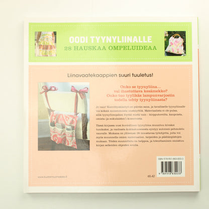 Suzanne J. E. Tourtillott: Oodi Tyynyliinalle