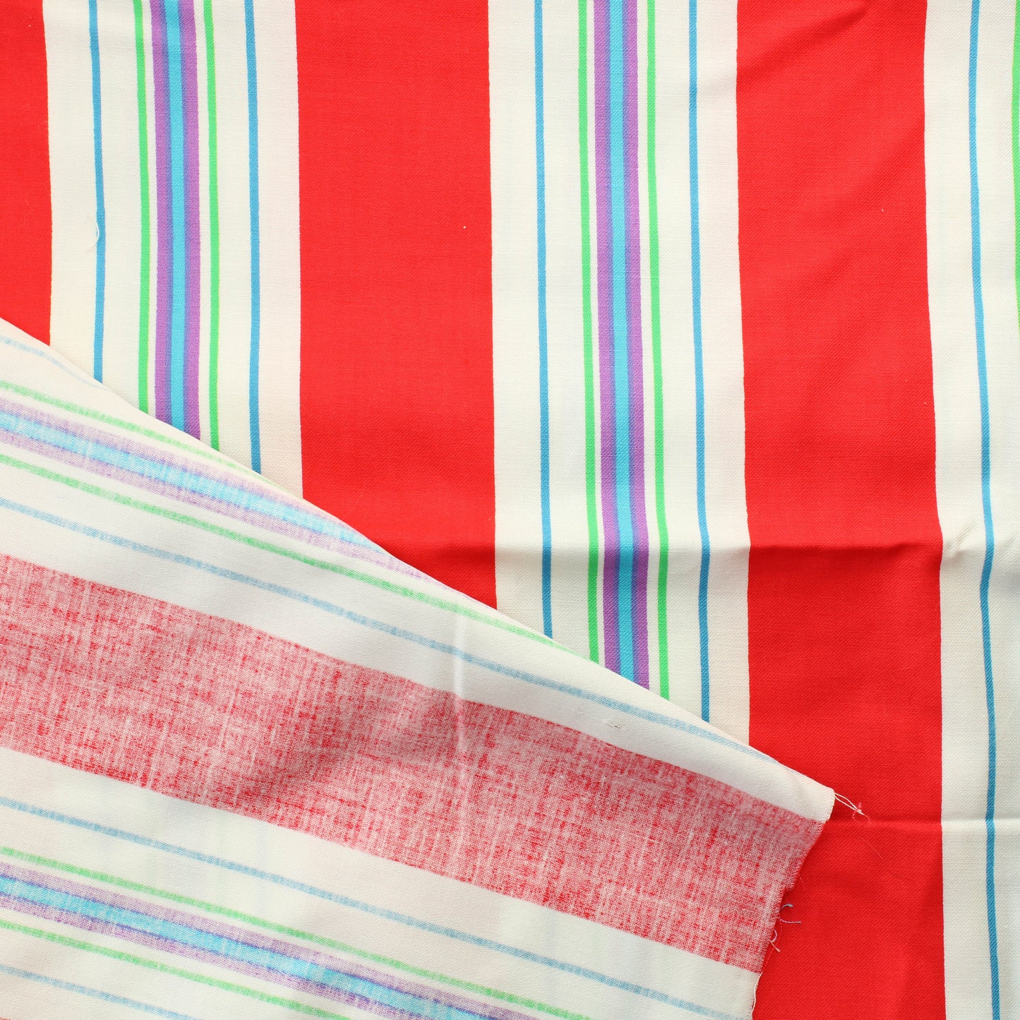 Kirkkaan värinen pystyraitainen Puuvillasekoite - Pala