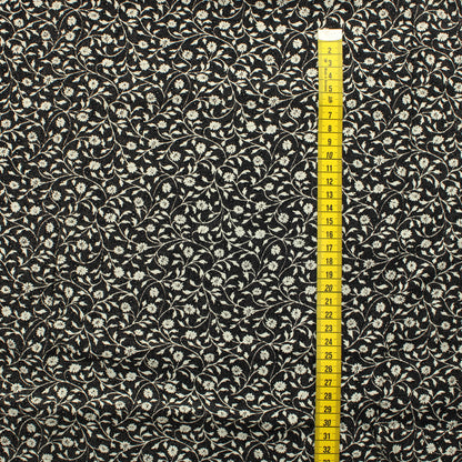 Pienet valkoiset kukat Vaatetuskangas - Pala