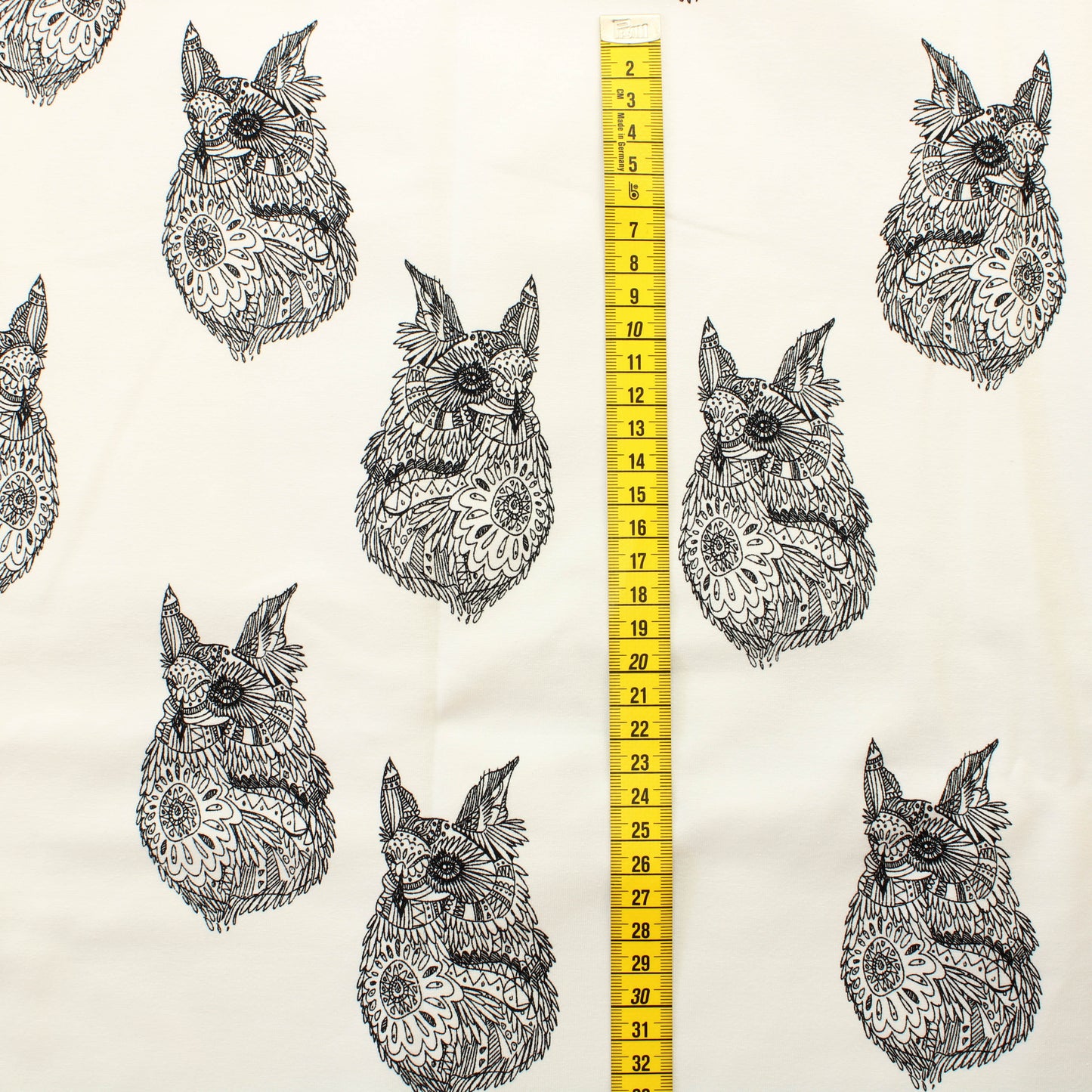 Mustavalkoinen Huuhkaja Trikoo - Pala