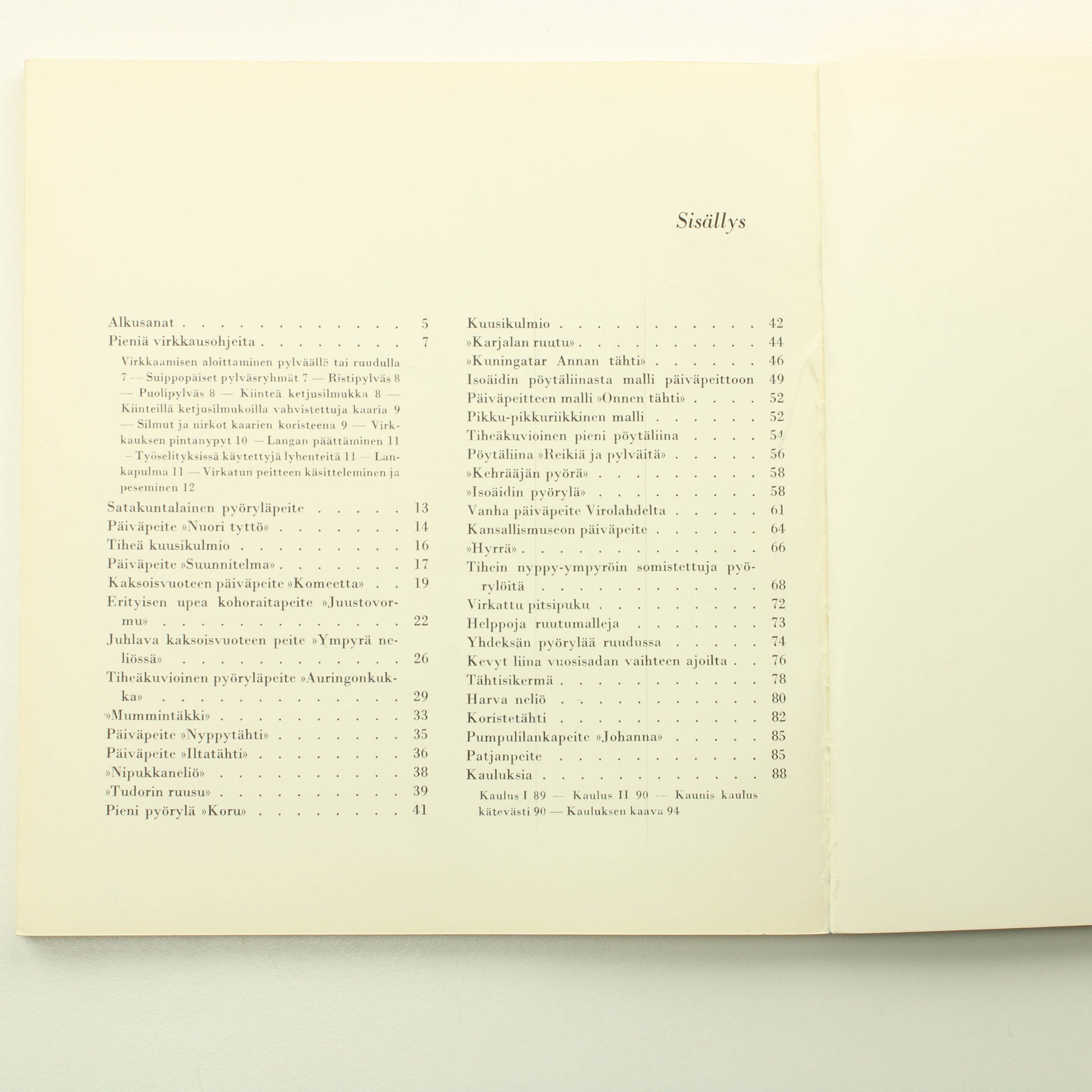 Mary Olki: Virkattuja vuodepeitteitä 