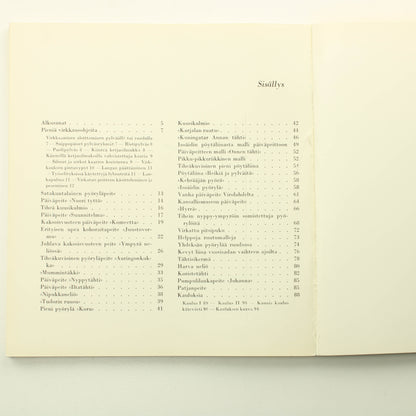 Mary Olki: Virkattuja vuodepeitteitä 