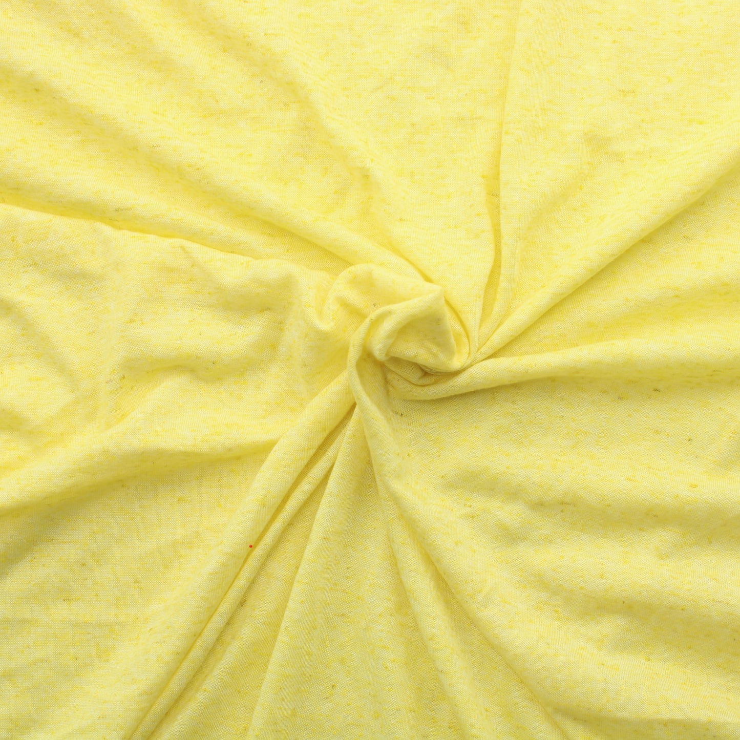 Vaaleankeltainen meleerattu Neulos - Pala