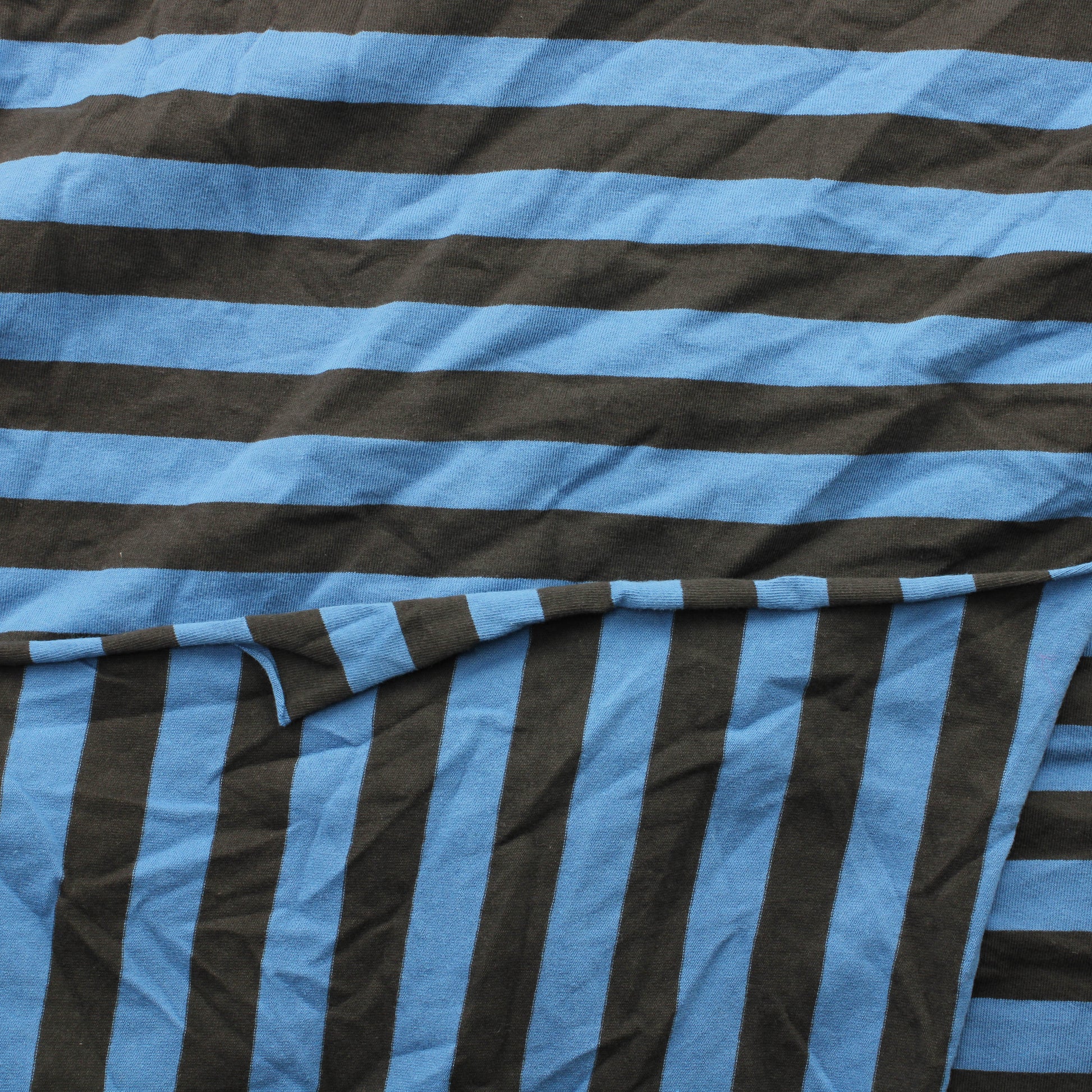 Sini-musta raidallinen Trikoo - Pala