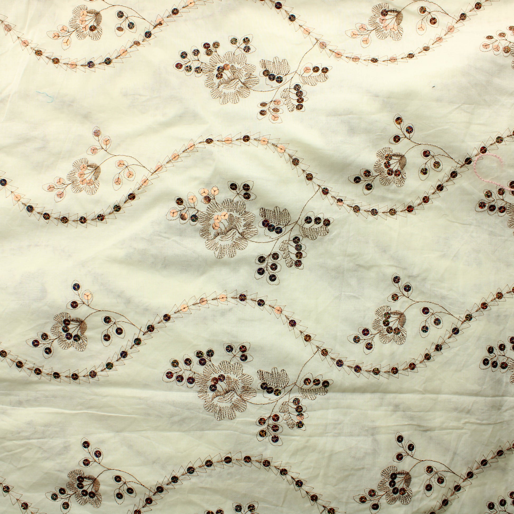 Kirjailtu Ohut Puuvillasekoite - Pala