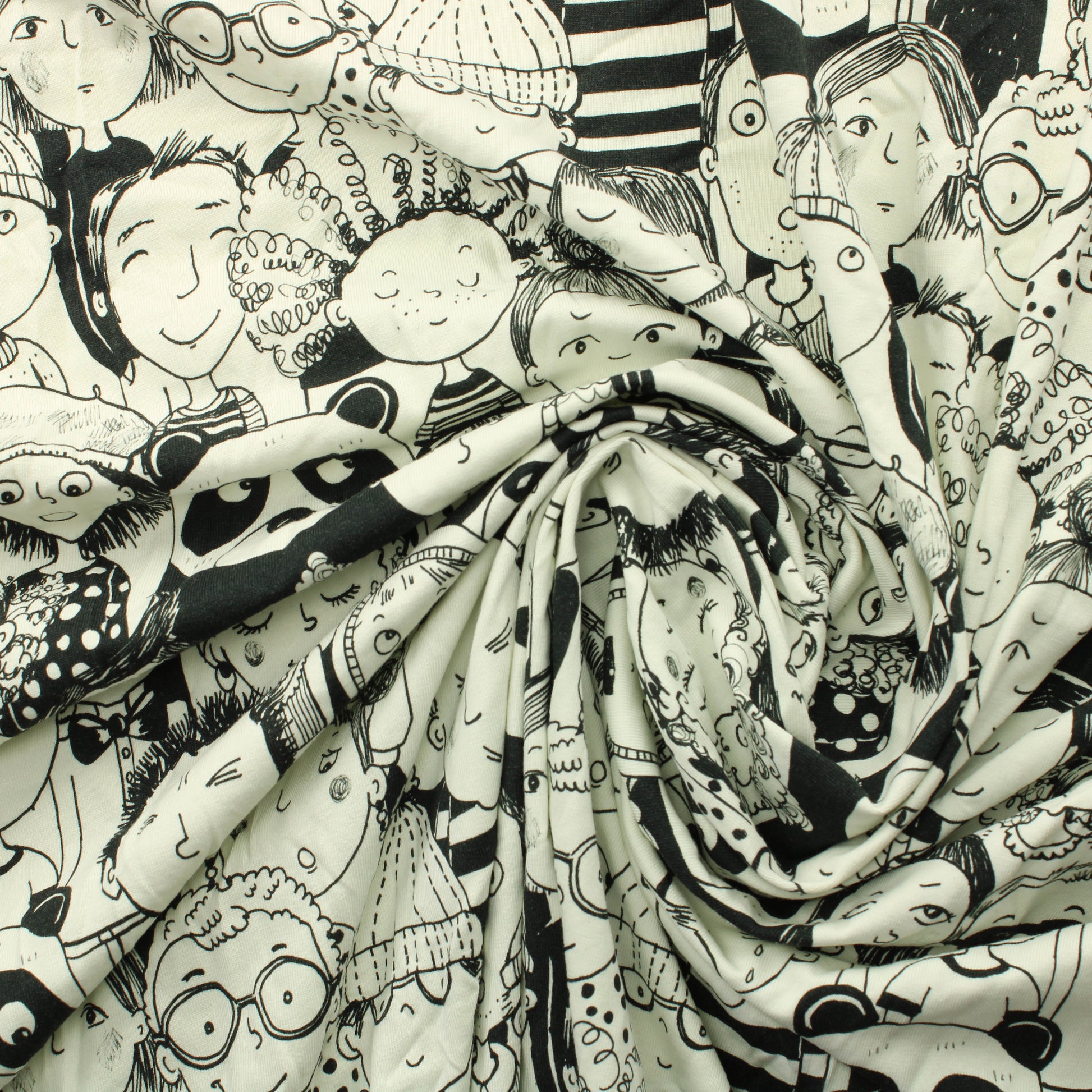 Ehta Dream Circus Soluttautujat Trikoo - Palapaketti