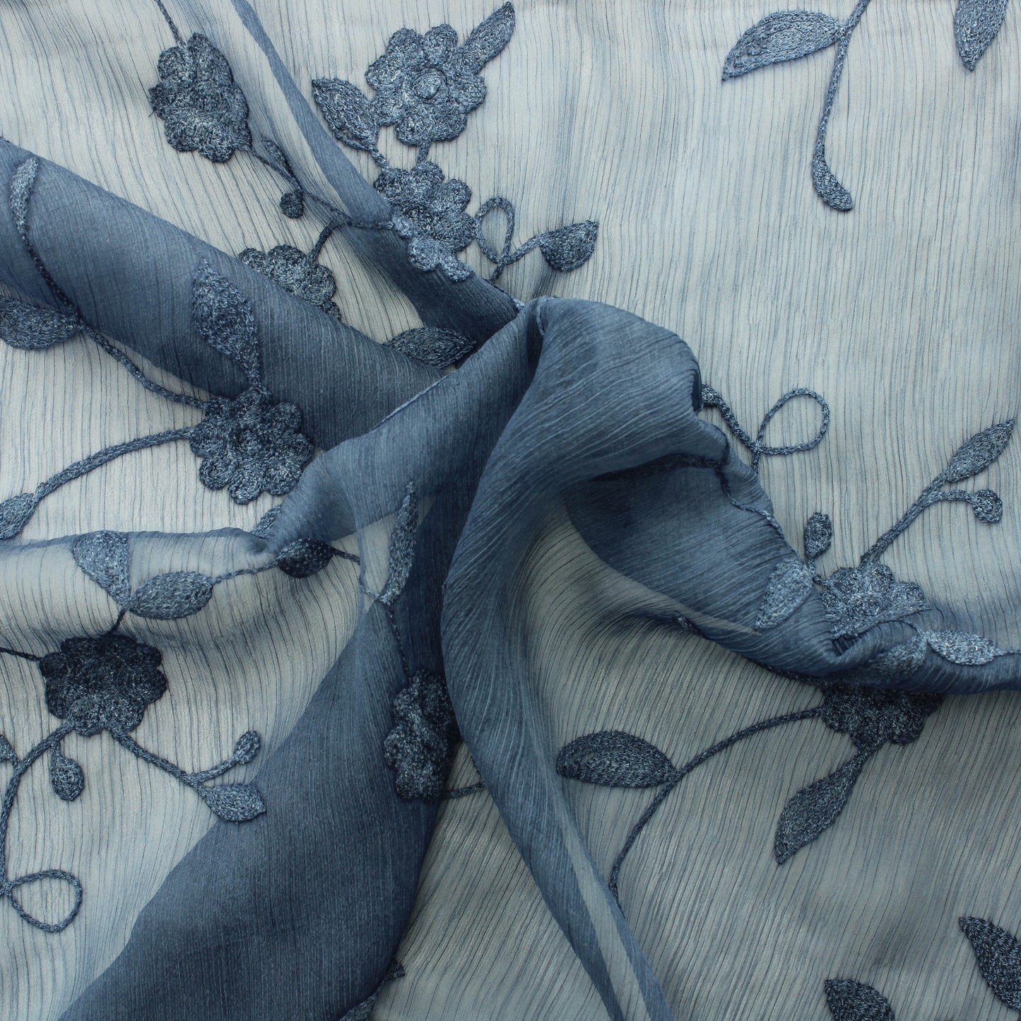 Kirjaillut kukat sininen Viskoosi - Pala