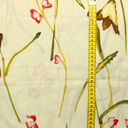 Kukkakuvioinen vaaleankeltainen Vaatetuskangas - Pala