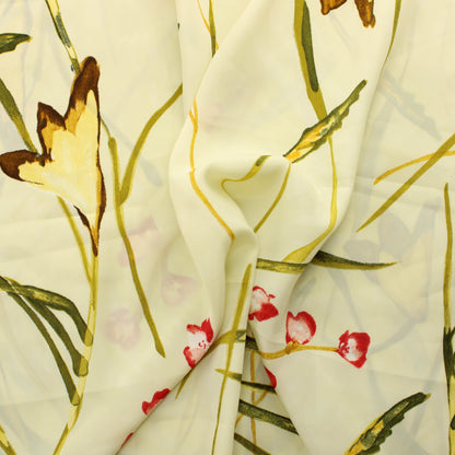 Kukkakuvioinen vaaleankeltainen Vaatetuskangas - Pala