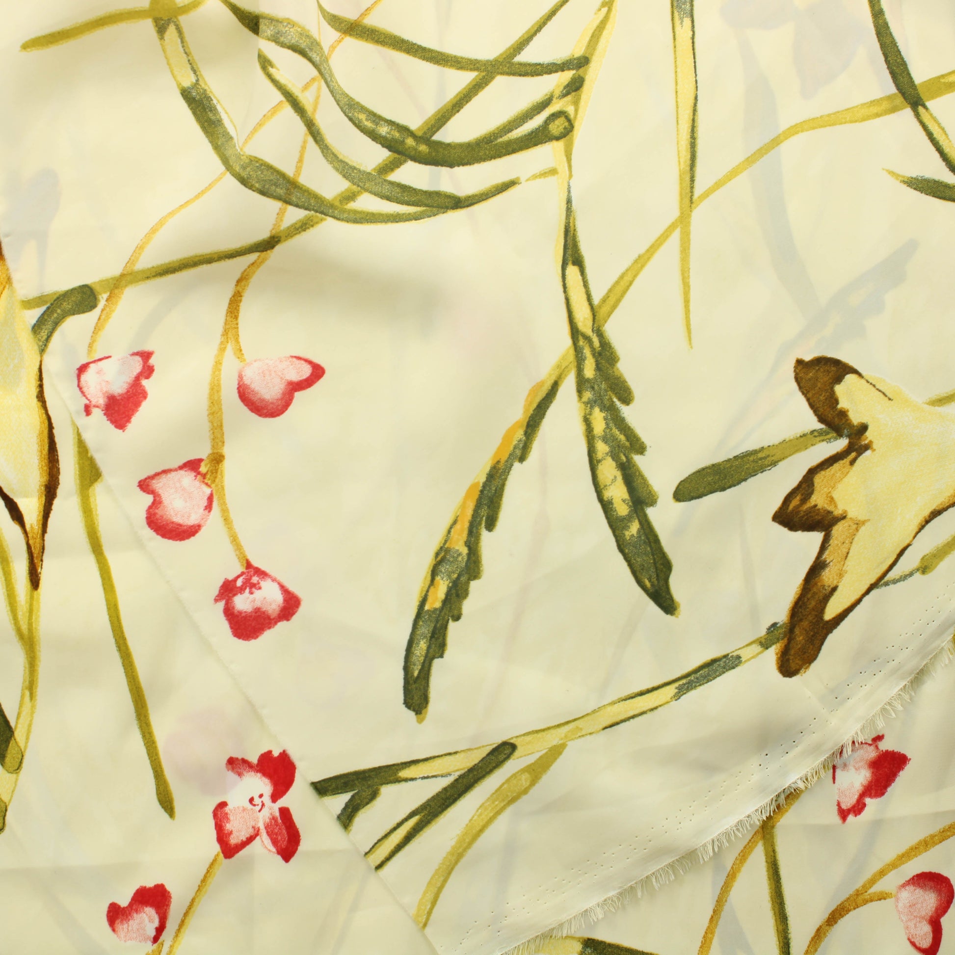 Kukkakuvioinen vaaleankeltainen Vaatetuskangas - Pala