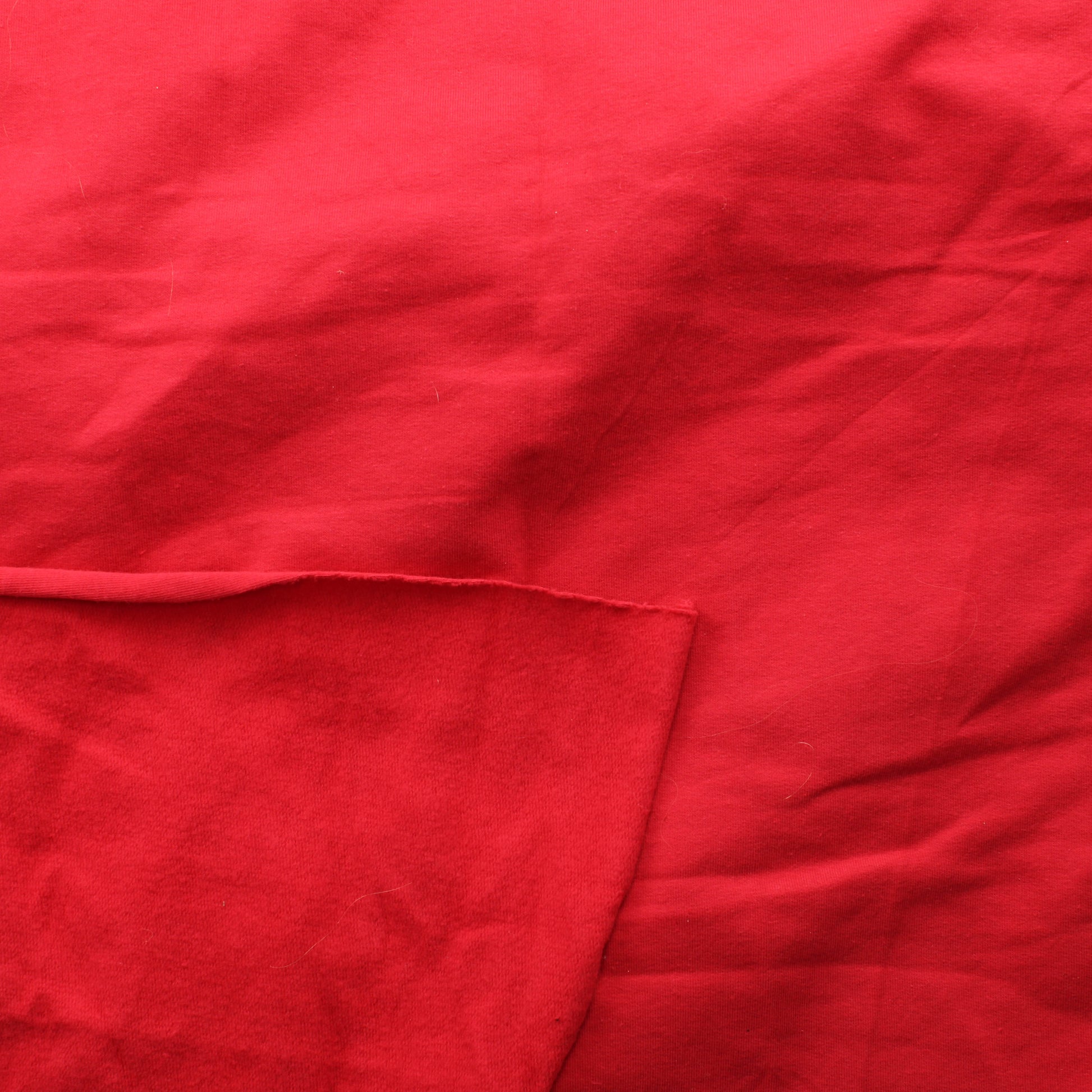 Punainen kevyesti harjattu JC - Pala