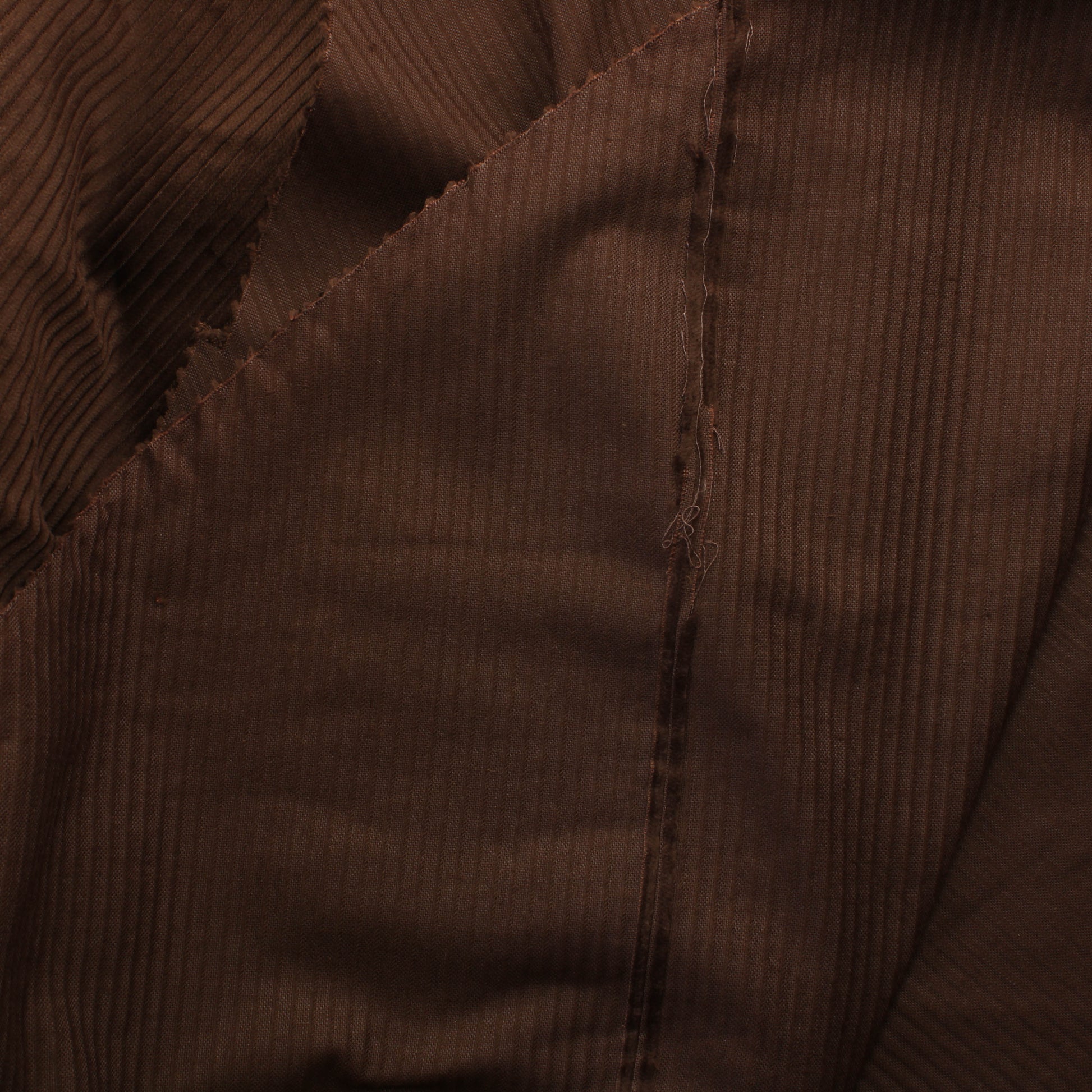 Ruskea Vinoratainen Vakosametti - Pala