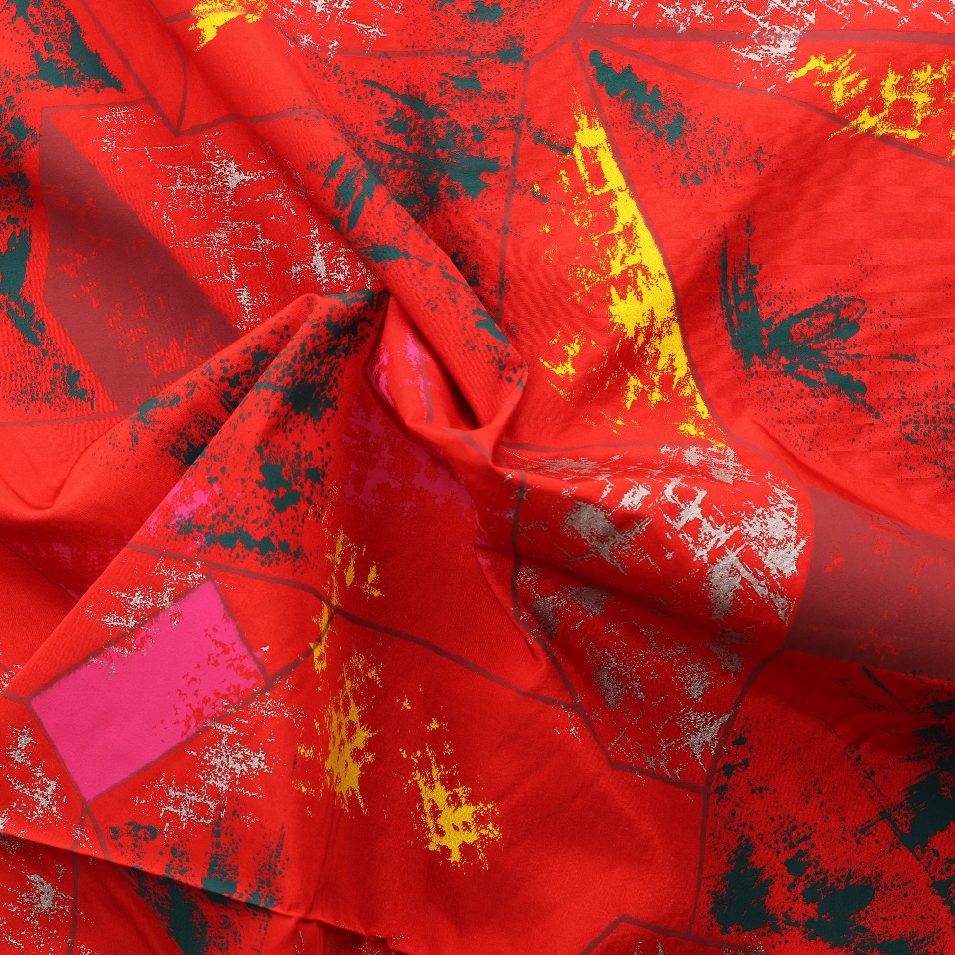 Punainen abstrakti kuvioinen Vaatetuskangas - Pala
