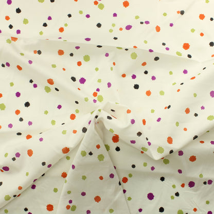 Valkoinen pilkullinen Vaatetuskangas - Pala