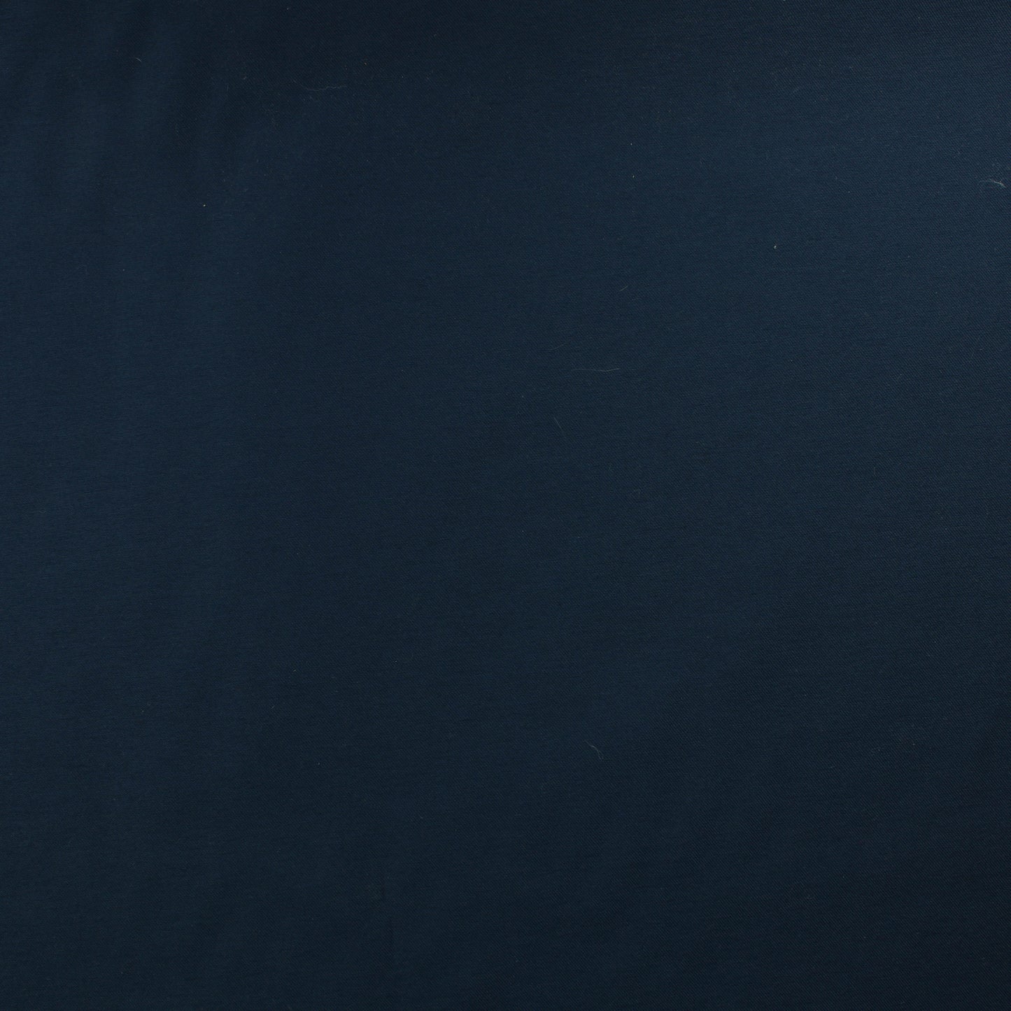 Tummansininen tekokuitu - Pala