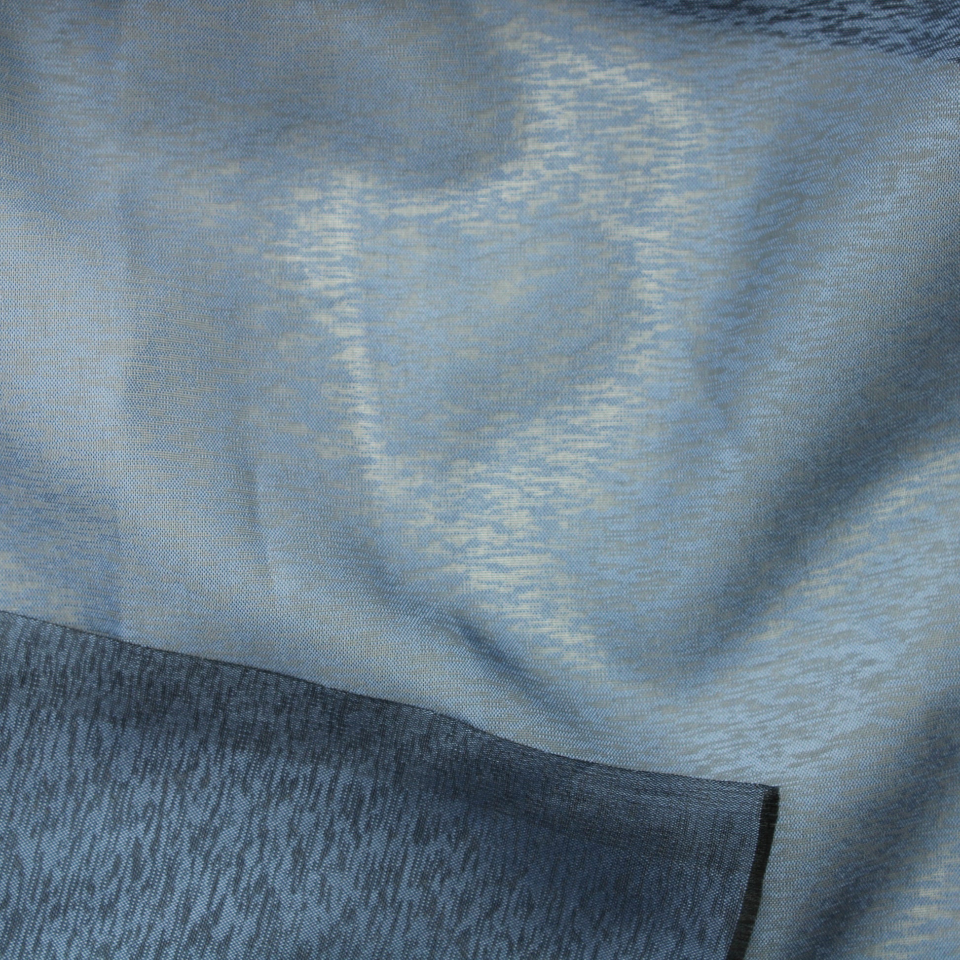 Meleerattu sininen Verhokangas - Pala