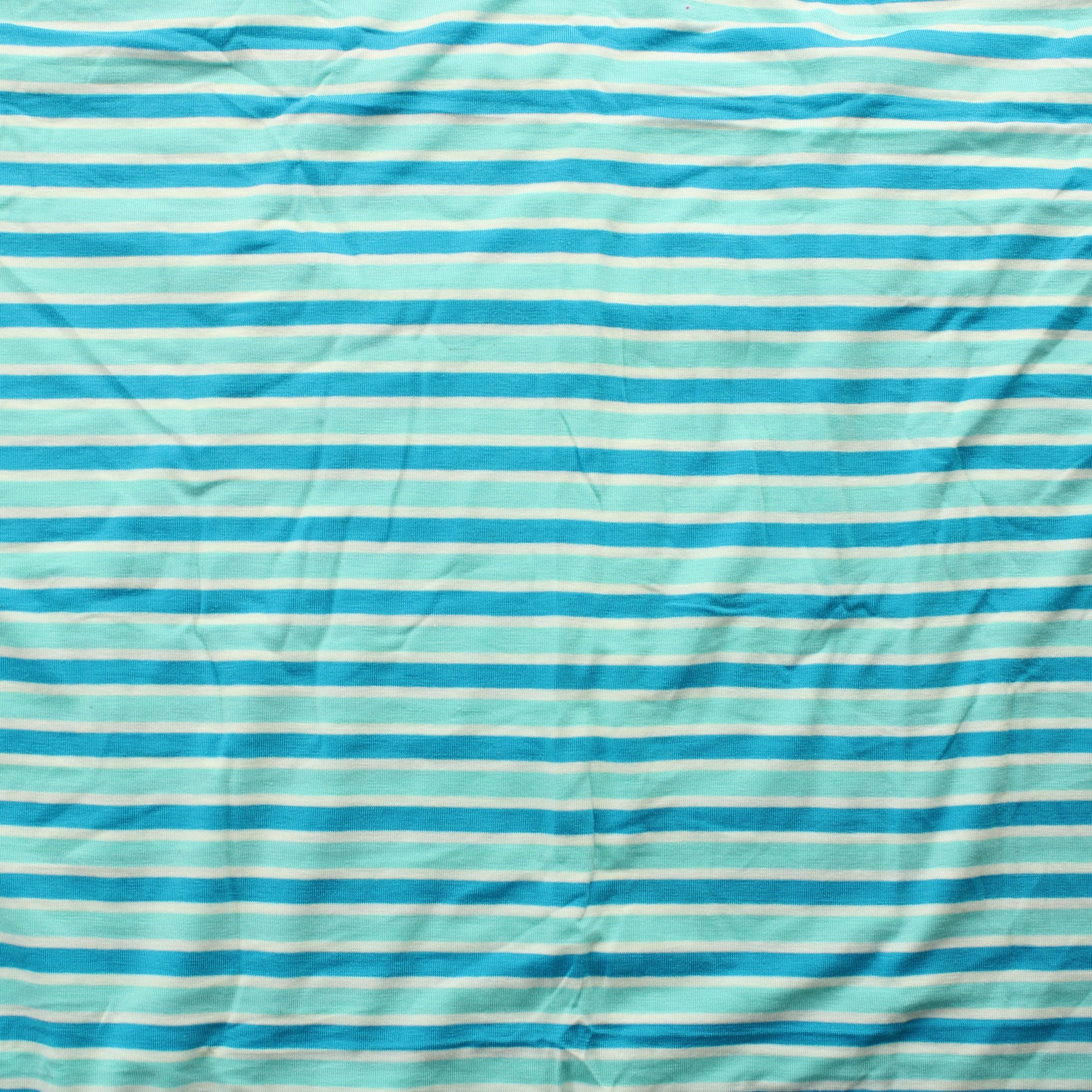 Raidallinen ohut Trikoo - Pala