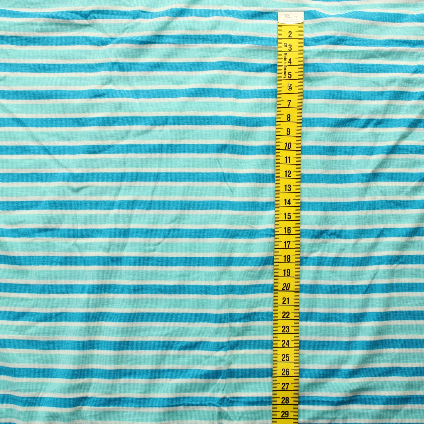 Raidallinen ohut Trikoo - Pala