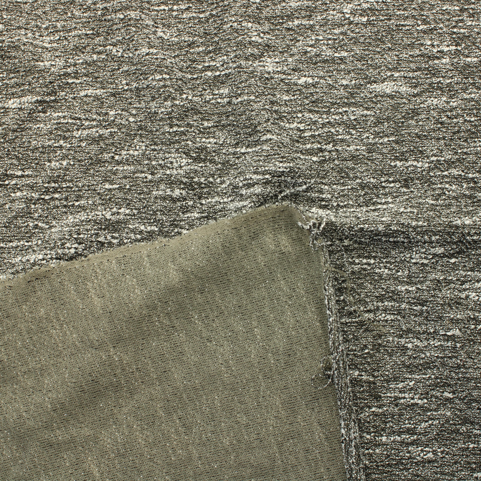 Collegemainen Neulos - Pala