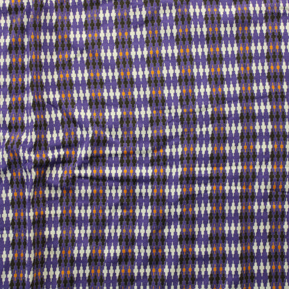 Violettipohjainen kuviollinen Neulos - Pala