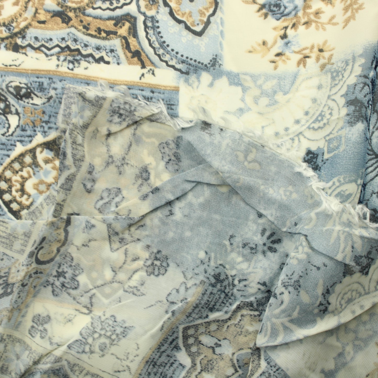 Kuviollinen Sifonki - Pala