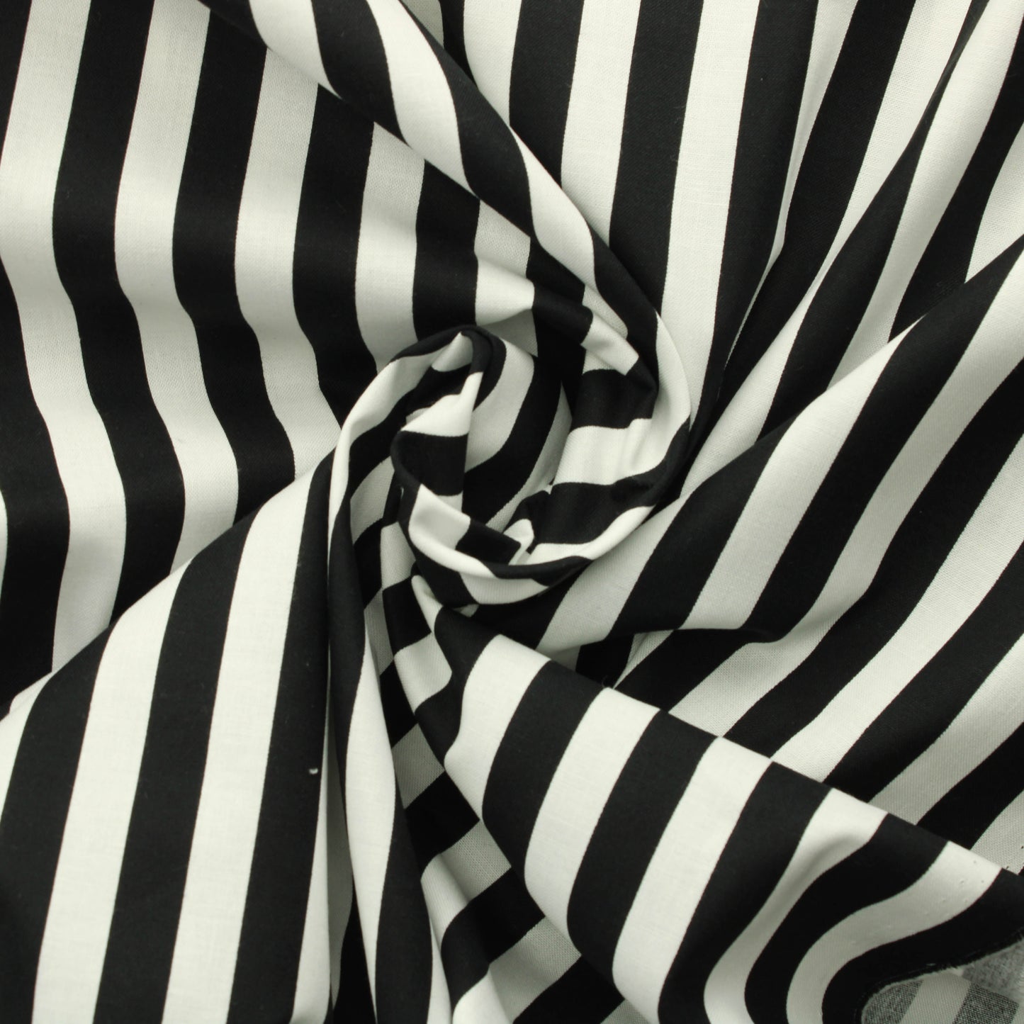 Free Spirit Mustavalkoinen Raidallinen Puuvilla - Pala