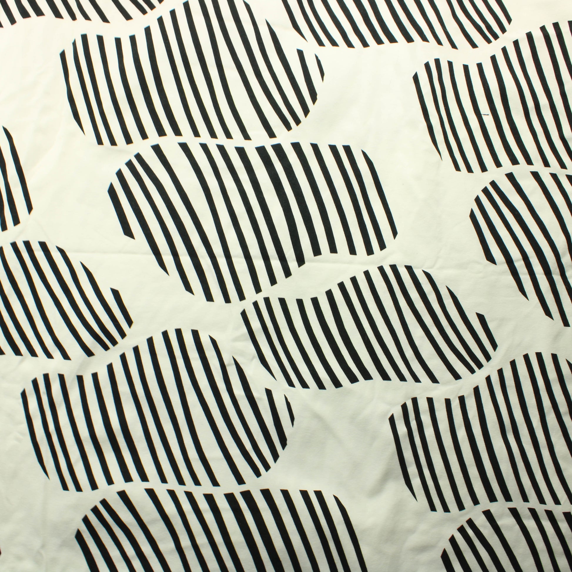 Story of Roo mustavalkoinen Trikoo - Pala