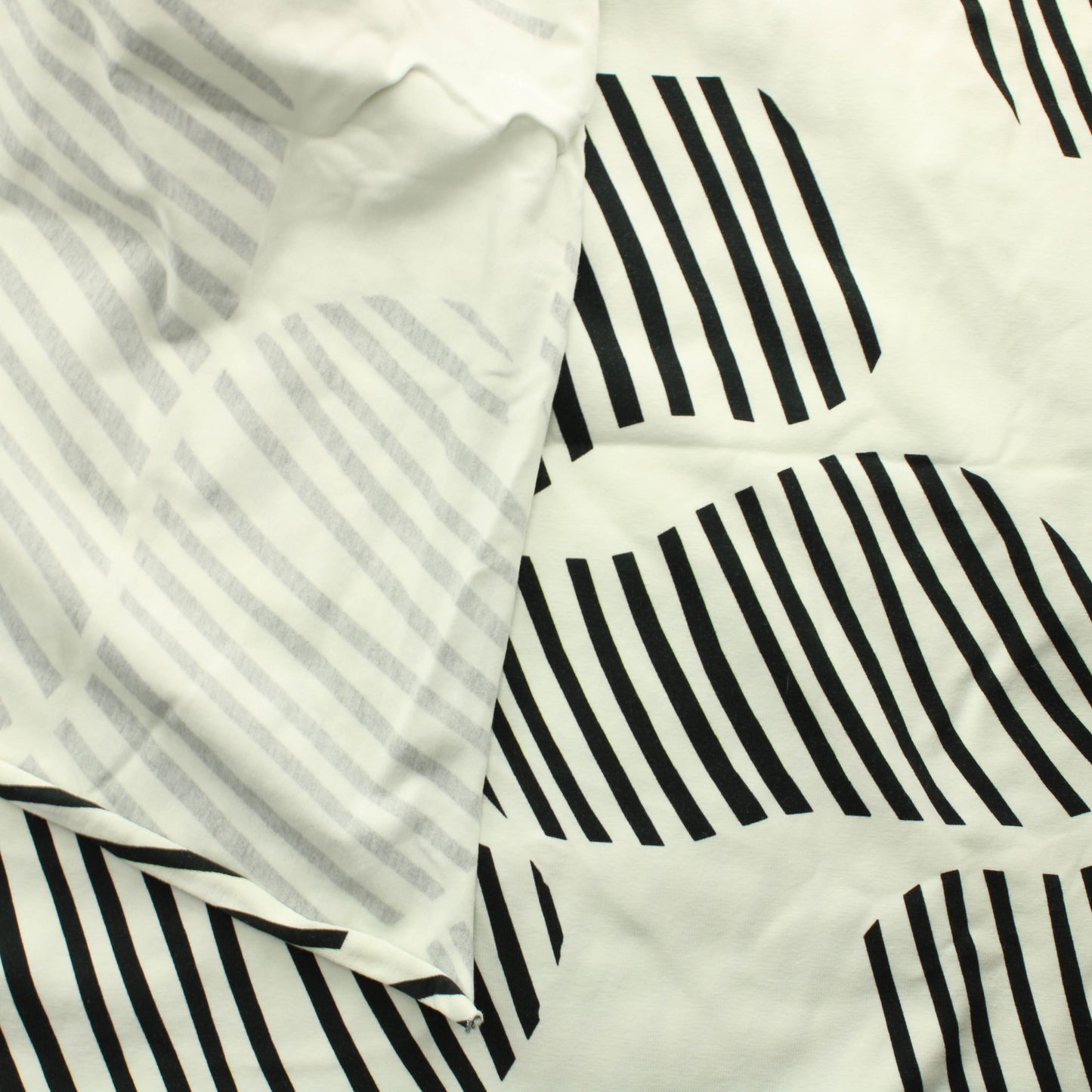 Story of Roo mustavalkoinen Trikoo - Pala