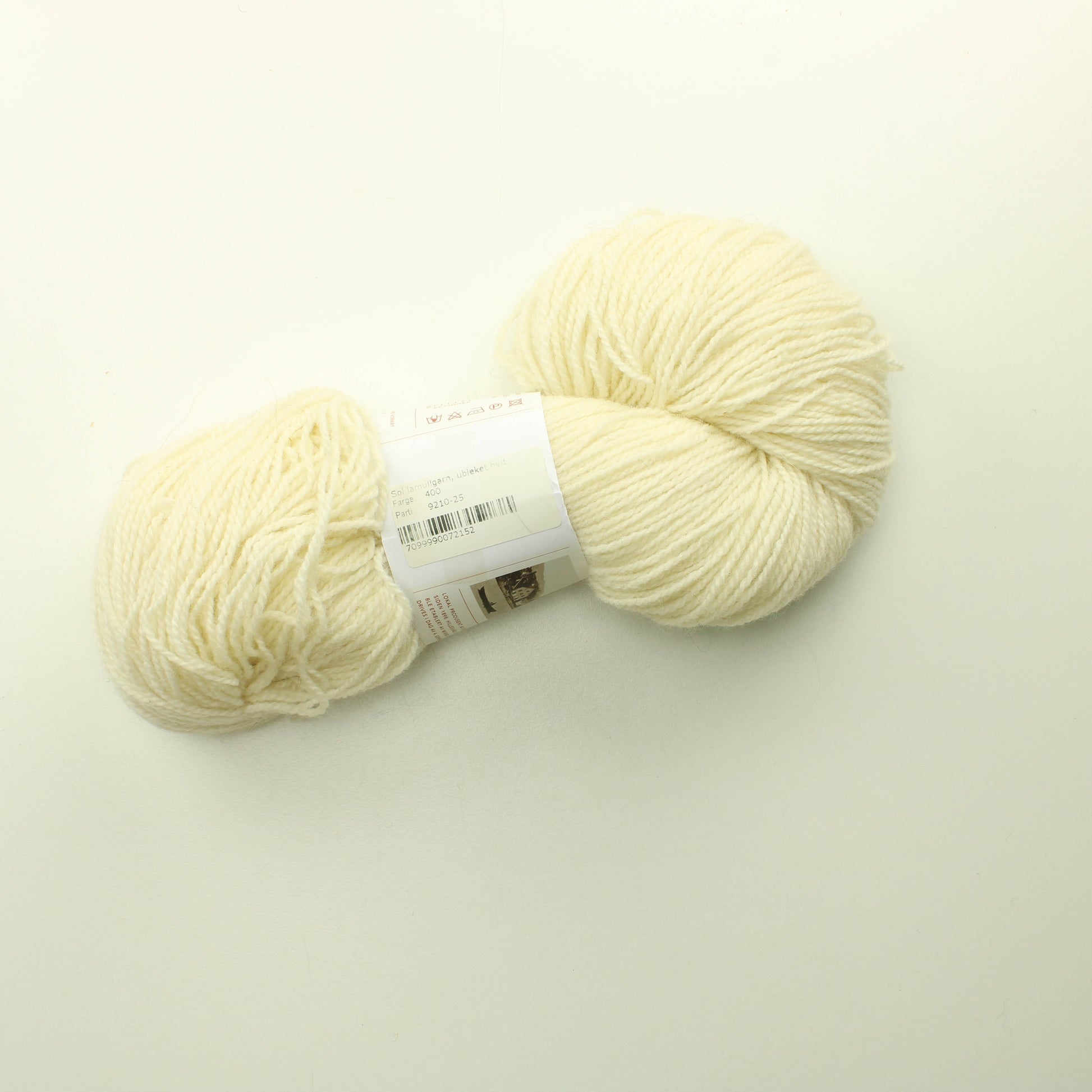 Hillesvåg Ullvarefabrikk Sol - Ubleket hvit