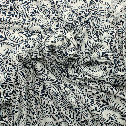 Sinivalkoinen kuviollinen Viskoositrikoo - Pala