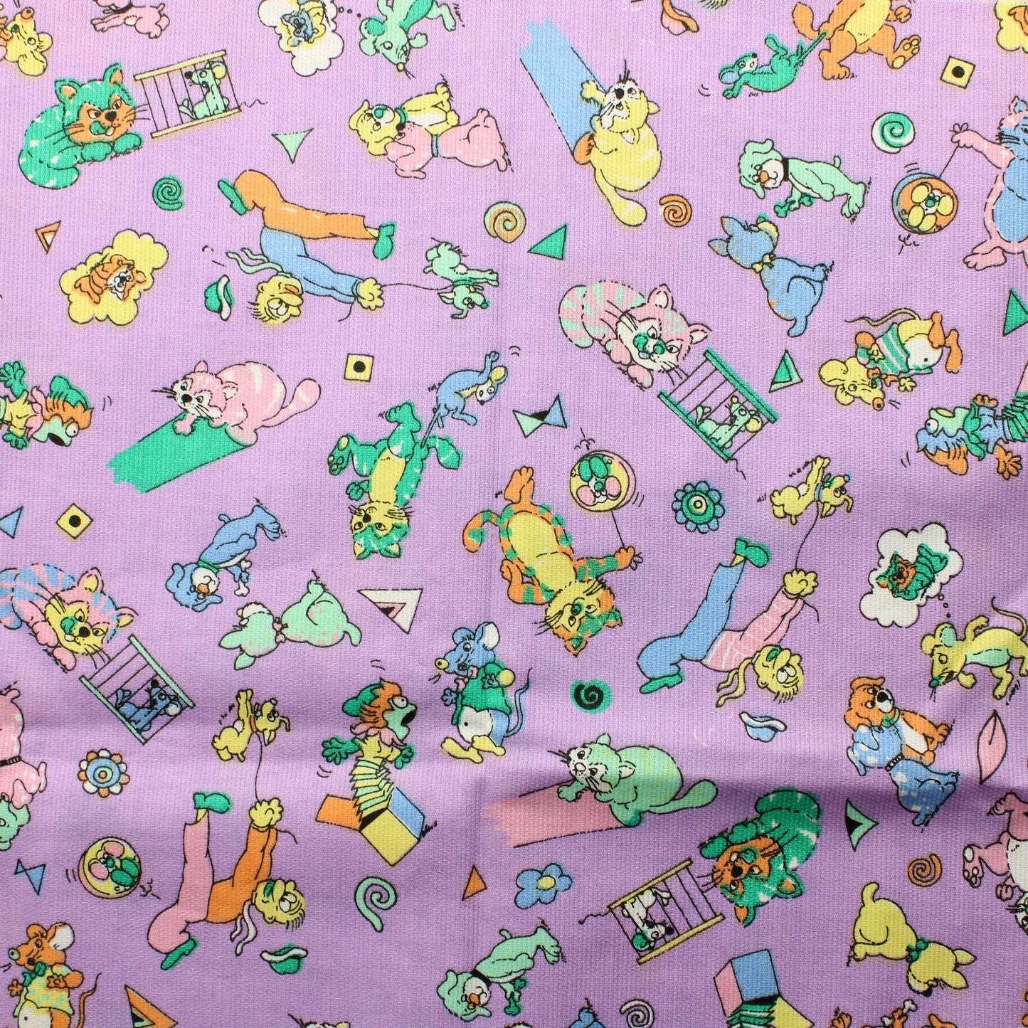 Pystyratiainen Eläinkuvioinen Vaatetuskangas - Pala