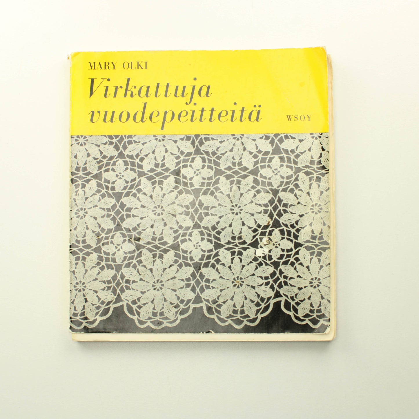 Mary Olki: Virkattuja vuodepeitteitä 