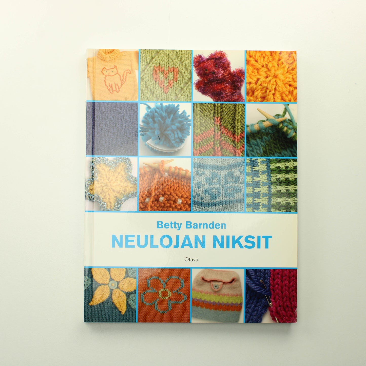 Betty Barnden: Neulojan Niksit