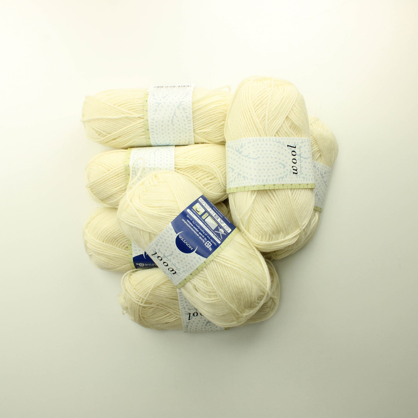 Novita Wool - 010 Lankapussi 665