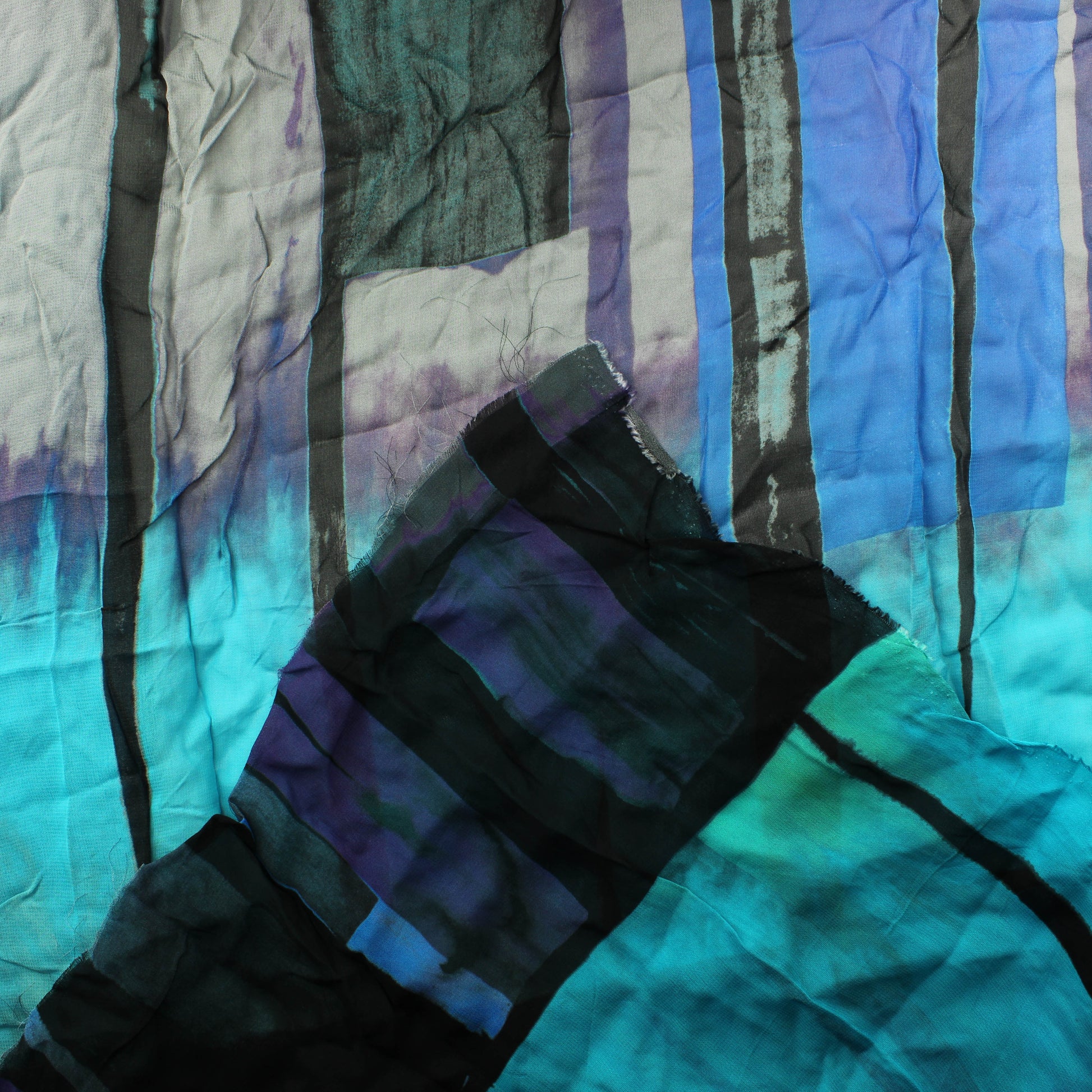 Monivärinen Viskoosisifonki - Palapaketti