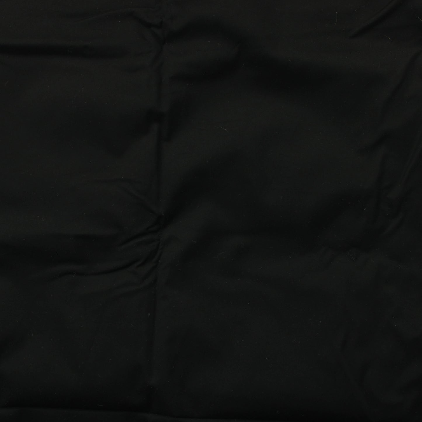 Musta pinnoitettu tekokuitu - Palapaketti