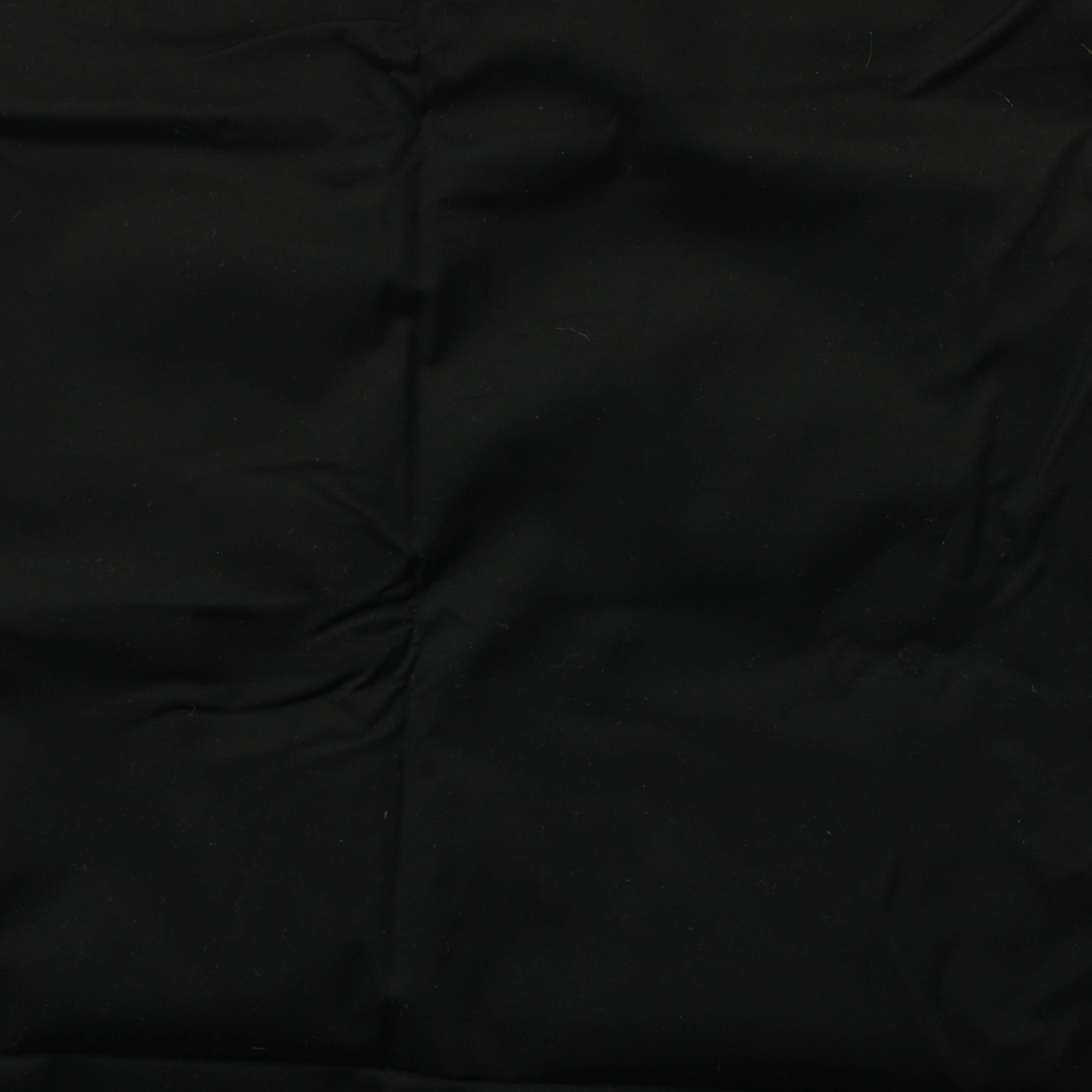 Musta pinnoitettu tekokuitu - Palapaketti