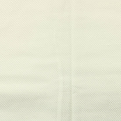 Valkoinen pieniruutuinen tekokuitu - Pala