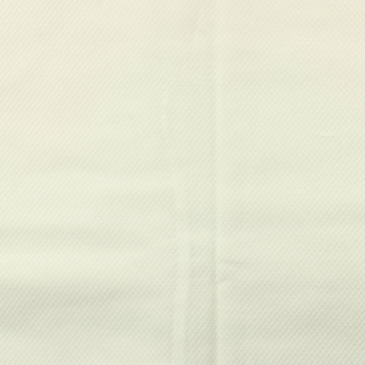 Valkoinen pieniruutuinen tekokuitu - Pala