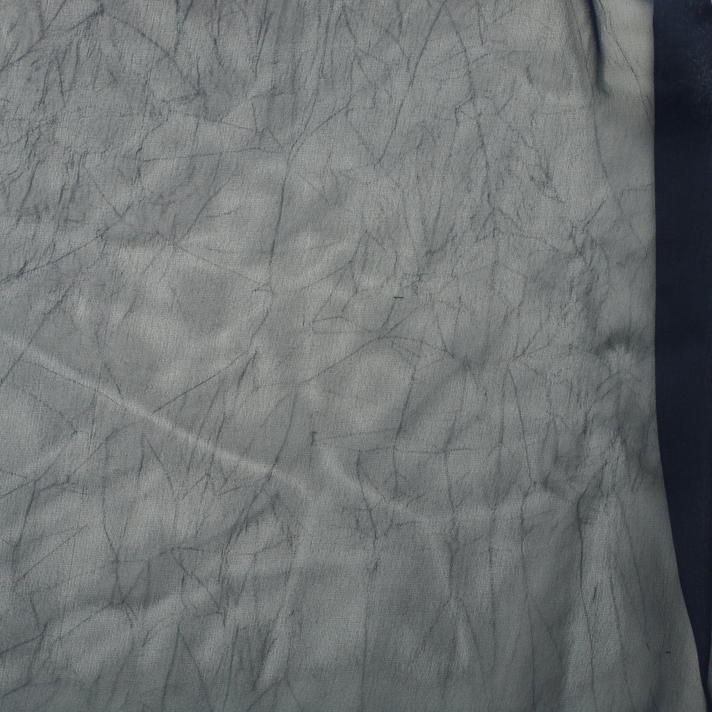 Tummansininen tekokuitu - Pala