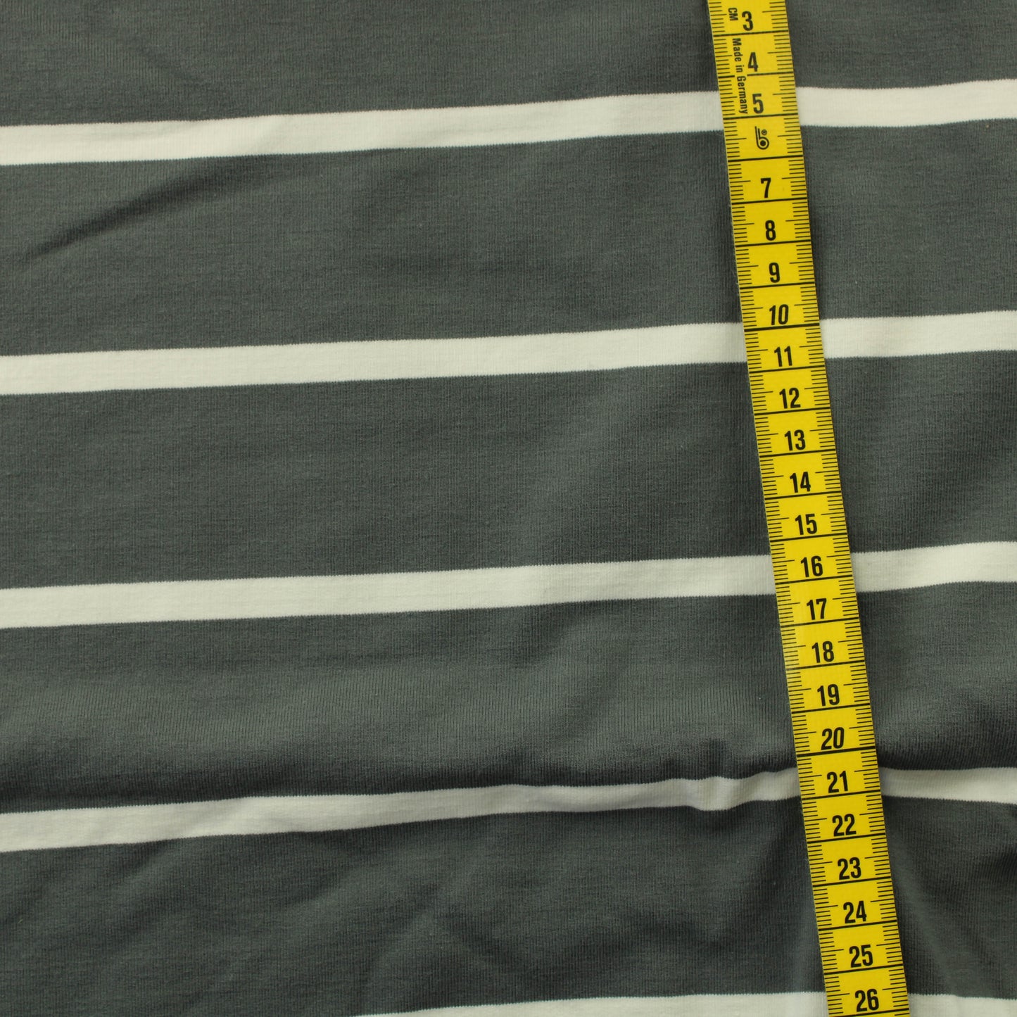 Nosh Harmaavalkoinen raidallinen JC - Pala