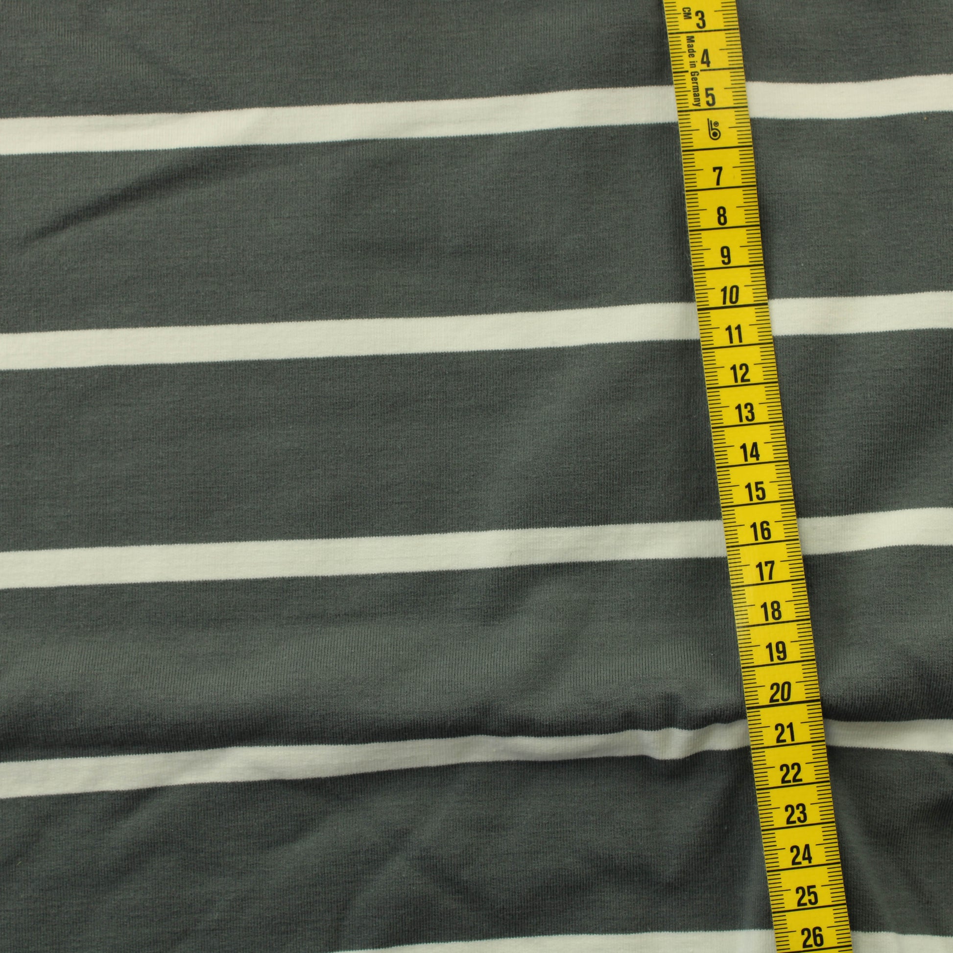 Nosh Harmaavalkoinen raidallinen JC - Pala