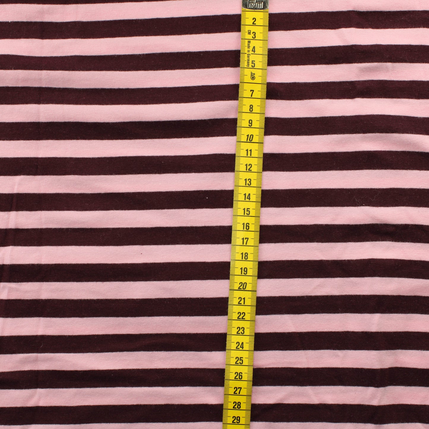 Viininpuna-vaaleanpunainen Raita Trikoo - Pala